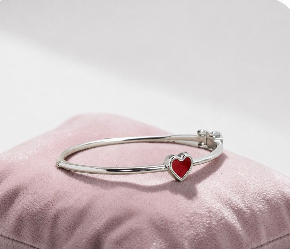BUBBLE HEART BANGLE