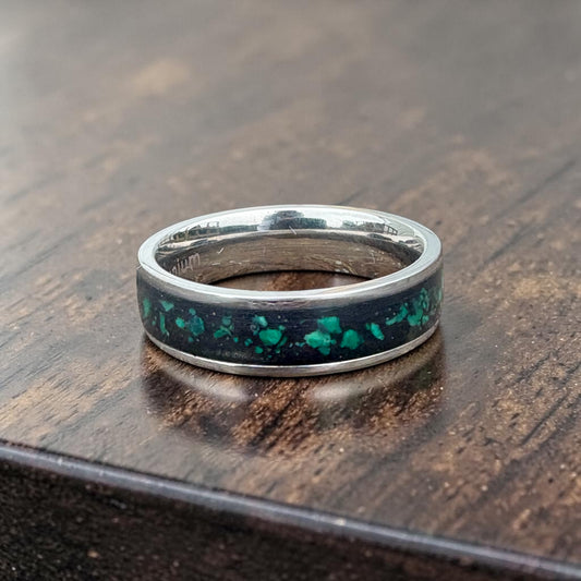 Tweed ring