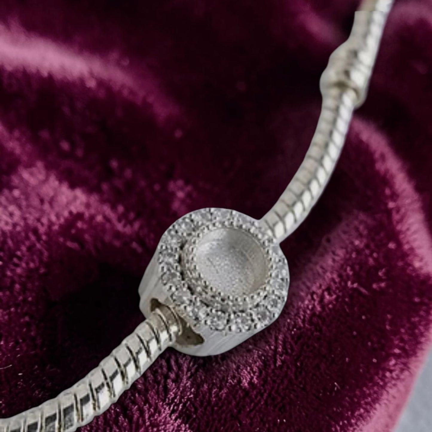 TREASURED MOMENTS CHARM